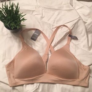 Aerie 36B wireless razor back nude bra